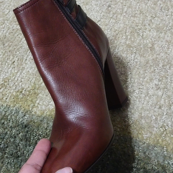 Women's Leather Booties High Quality Dark Brown Ankle Boots Sz 9.5 Made in Italy - Picture 8 of 10